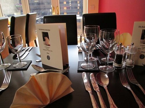 The Robertson Arms Hotel Carnwath