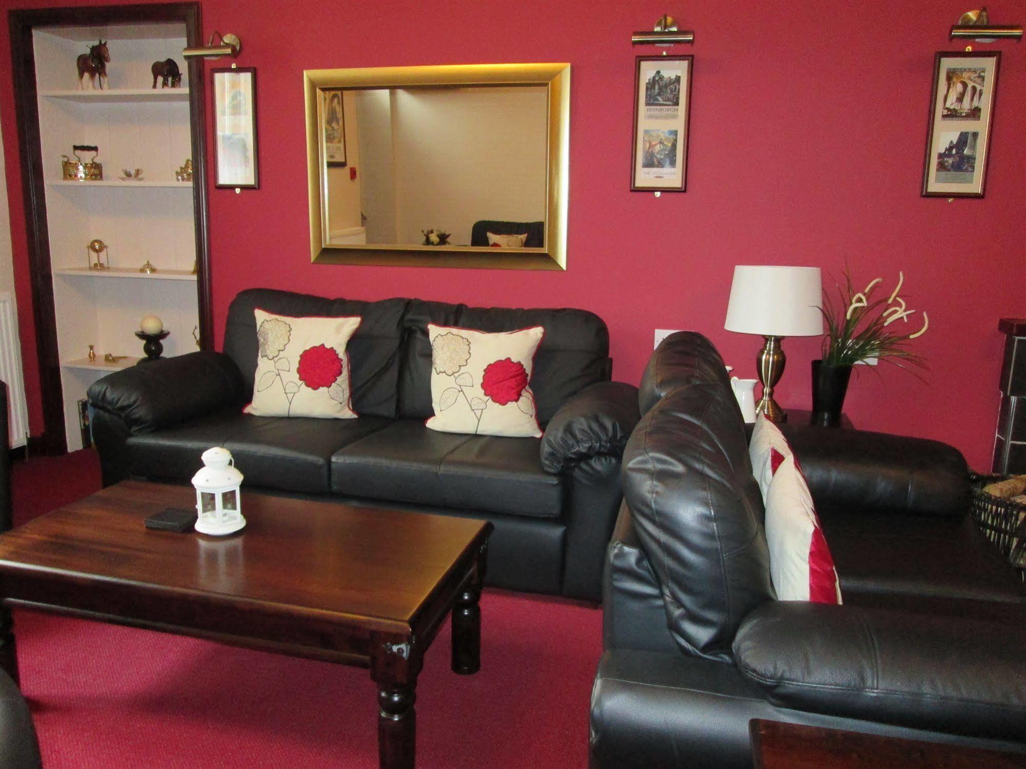 The Robertson Arms 3* Carnwath
